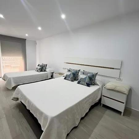 Casa de Férias Casa Moderna En Con 2 Terrazas *