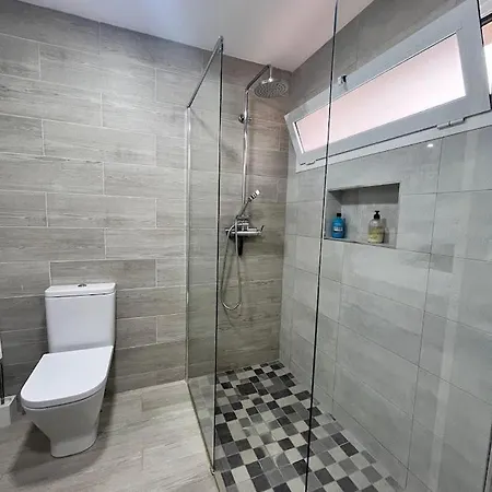 Casa de Férias Casa Moderna En Con 2 Terrazas