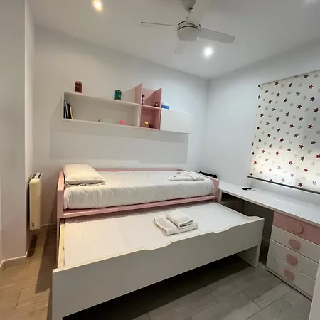 Casa Moderna En Con 2 Terrazas Manises