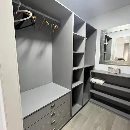 Casa Moderna En Con 2 Terrazas