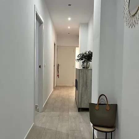 Casa de Férias Casa Moderna En Con 2 Terrazas